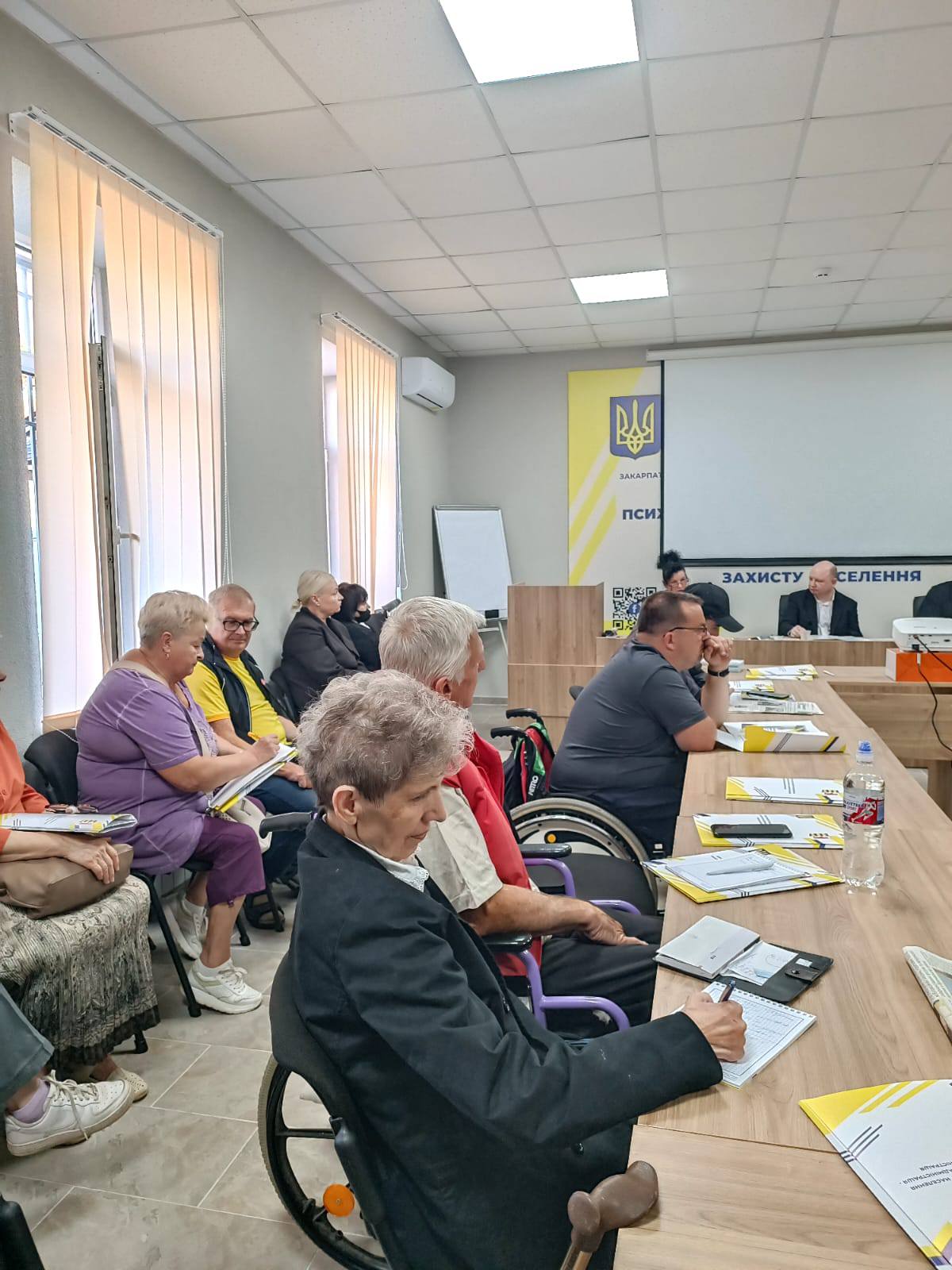 Роль громадських організацій у системі соціального захисту осіб з інвалідністю: результати круглого столу в Ужгороді Роль громадських організацій у системі соціального захисту осіб з інвалідністю: результати круглого столу в Ужгороді