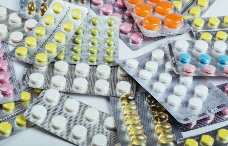 Доступ до ліків за кордоном: триває підготовка над можливістю транскордонного обміну е-даними